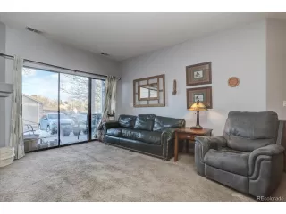 Photo #3: 4890948 Listing