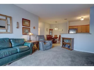 Photo #4: 4890948 Listing