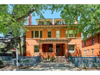 Photo #2: 4891185 Listing 