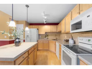 Photo #2: 4891507 Listing