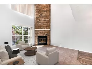 Photo #6: 4892869 Listing 