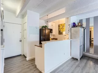 Photo #2: 4894300 Listing 