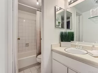 Photo #5: 4894300 Listing 