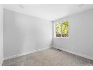 Photo #6: 4895570 Listing