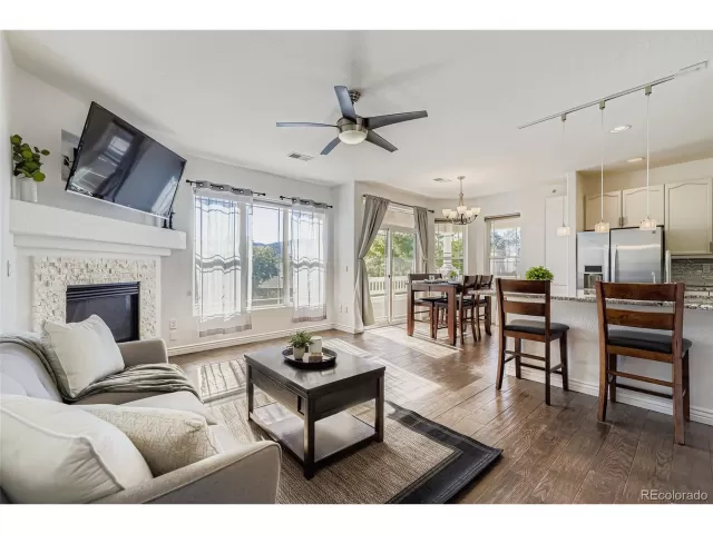 MLS: 4895938 Condo For Sale