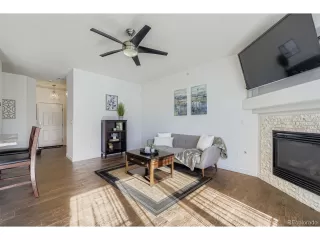 Photo #2: 4895938 Listing 