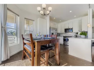 Photo #4: 4895938 Listing 