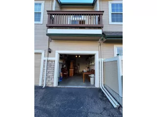 Photo #4: 4896398 Listing