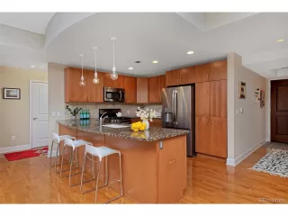 Photo #3: 4897450 Listing