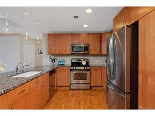 Photo #5: 4897450 Listing