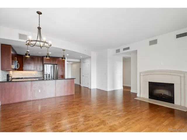 MLS: 4897465 Condo For Sale