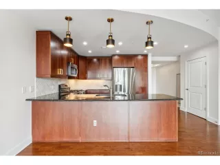 Photo #4: 4897465 Listing