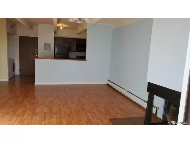 MLS: 4903565 Condo For Sale