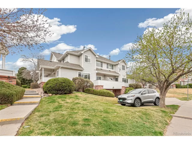 MLS: 4904321 Condo For Sale