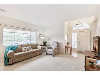 Photo #4: 4904321 Listing 