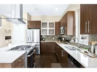 Photo #5: 4906464 Listing 