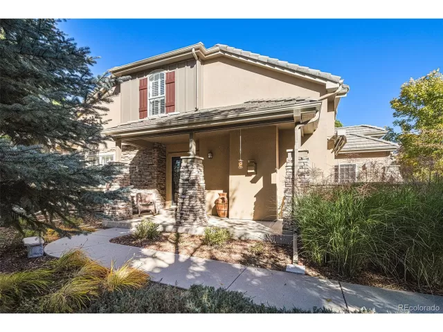 MLS: 4908718 Condo For Sale