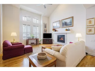 Photo #2: 4908718 Listing