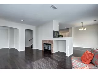Photo #2: 4909110 Listing