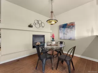 Photo #6: 4910287 Listing