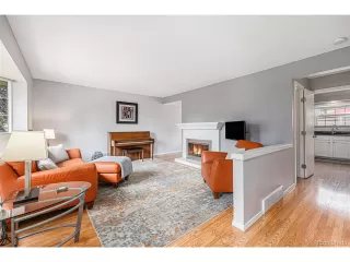Photo #3: 4910593 Listing