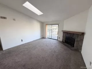 Photo #4: 4914935 Listing 