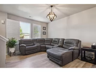 Photo #4: 4915328 Listing