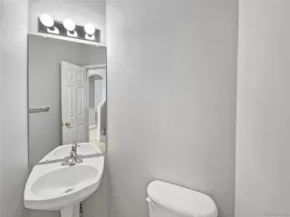 Photo #2: 4915562 Listing 