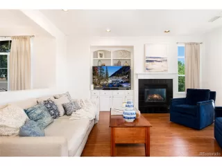 Photo #5: 4915806 Listing