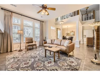 Photo #5: 4916530 Listing 