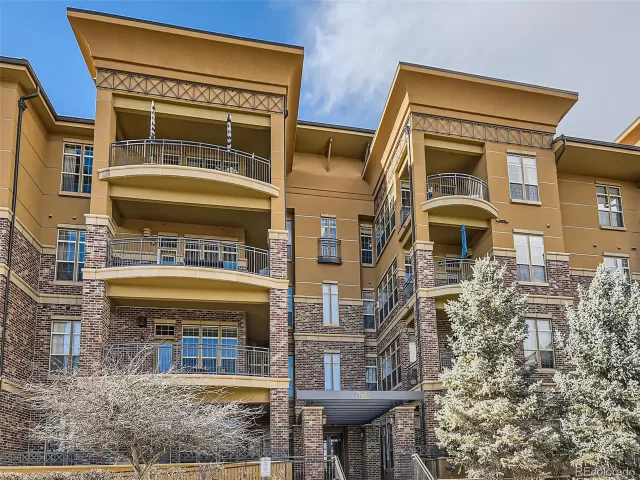 MLS: 4916611 Condo For Sale