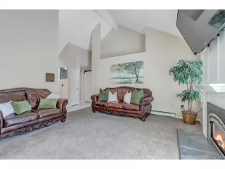 Photo #6: 4916938 Listing 