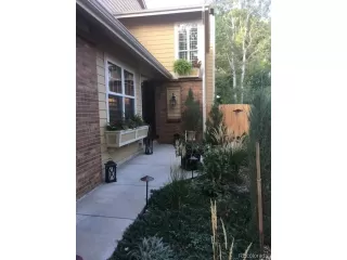 Photo #4: 4920387 Listing 