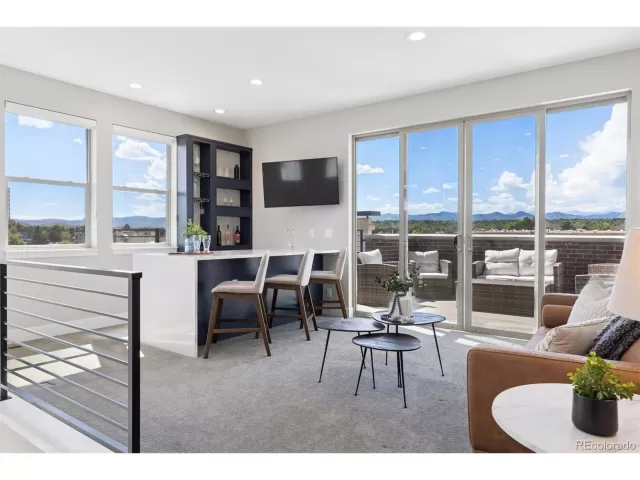 MLS: 4920558 Condo For Sale