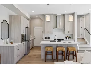 Photo #2: 4920558 Listing 