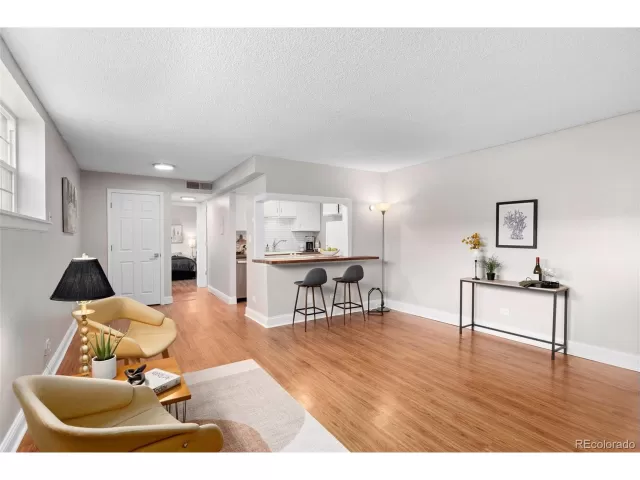 MLS: 4920979 Condo For Sale