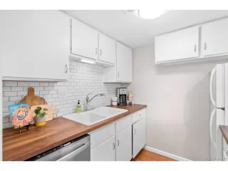 Photo #6: 4920979 Listing