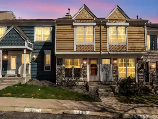 Photo #2: 4921784 Listing 