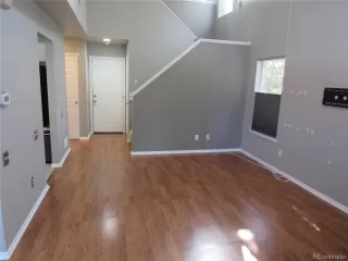 Photo #2: 4924300 Listing 