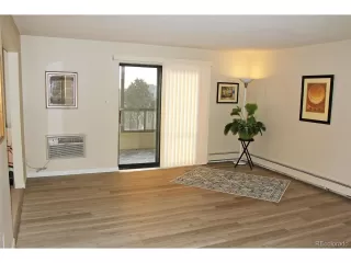 Photo #2: 4924346 Listing