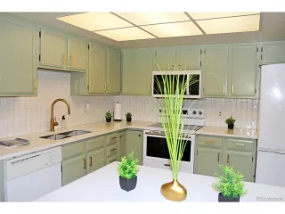 Photo #6: 4924346 Listing