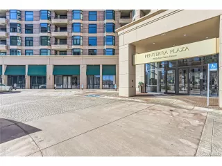 Photo #2: 4926898 Listing 