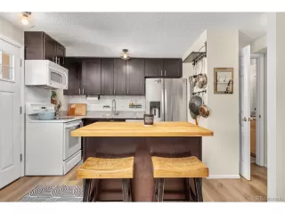 Photo #4: 4930527 Listing