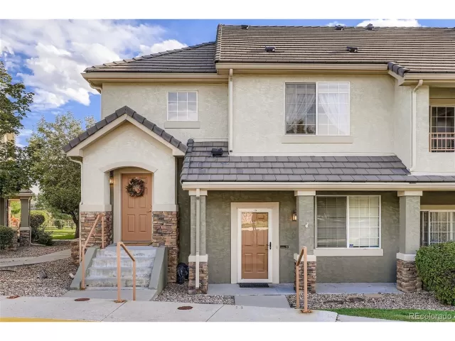 MLS: 4931474 Condo For Sale