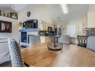 Photo #6: 4931474 Listing