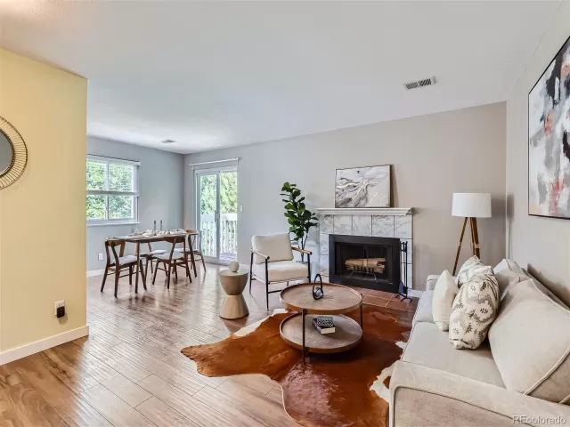 MLS: 4933976 Condo For Sale