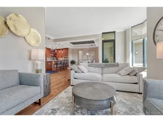 Photo #4: 4934092 Listing 