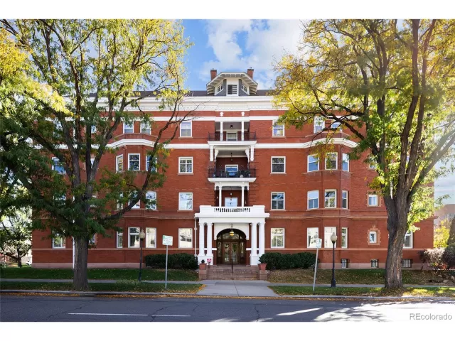 MLS: 4936692 Condo For Sale