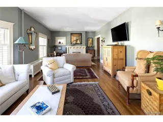 Photo #4: 4936692 Listing