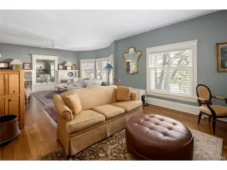 Photo #5: 4936692 Listing